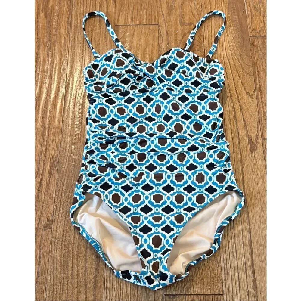 Lands’ End geometric sweetheart ruched tummy control one piece 4